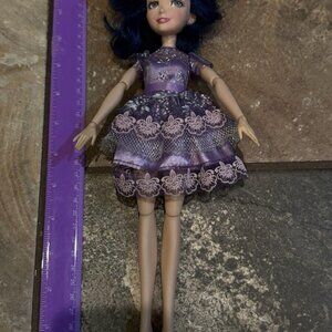 Disney Descendants Evie Doll Mal’s Isle of The Lost Dress - Articulated